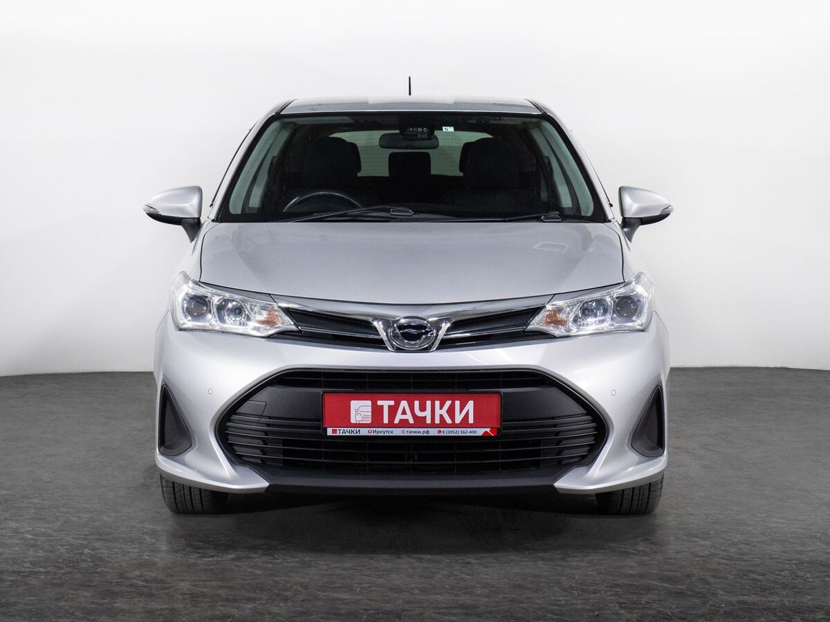 Toyota Corolla 2018 - фото автомобиля