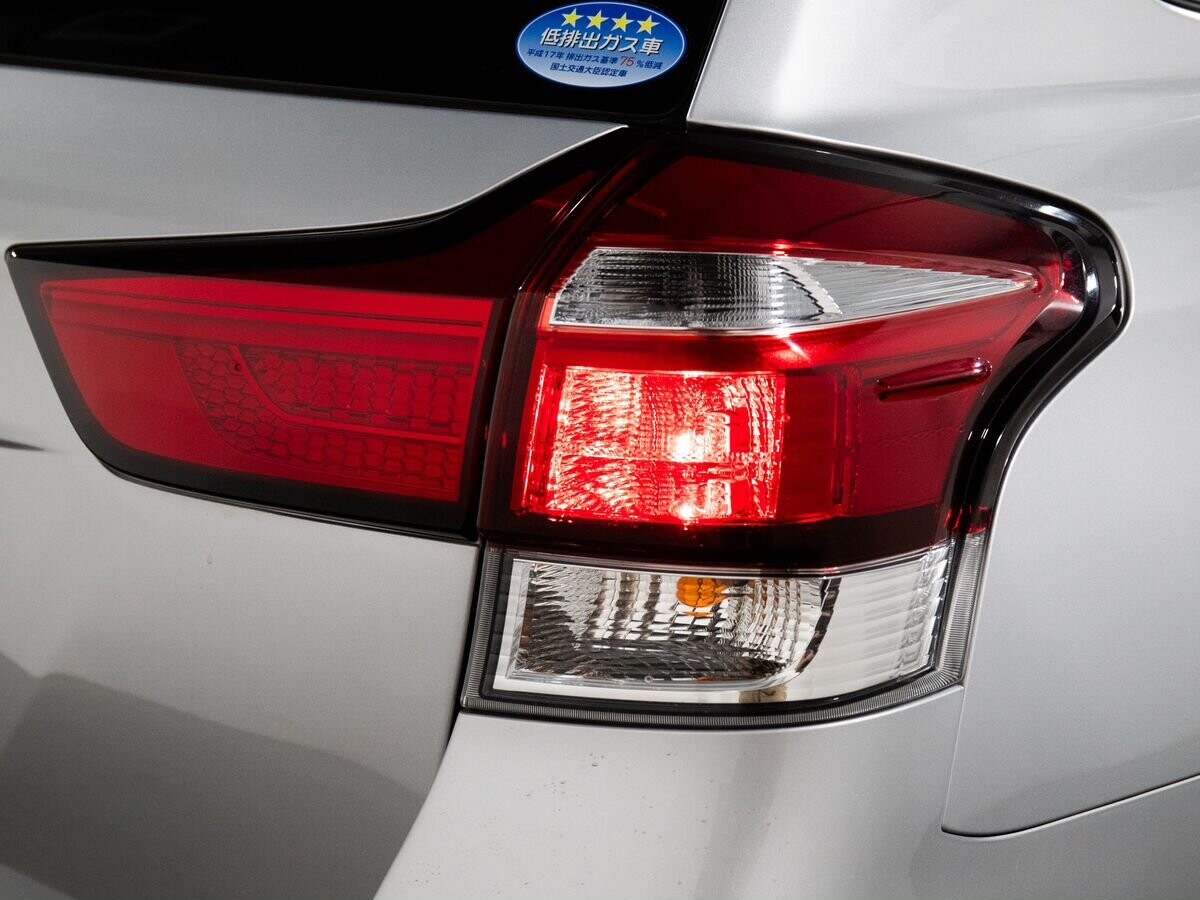 Toyota Corolla 2018 - фото автомобиля