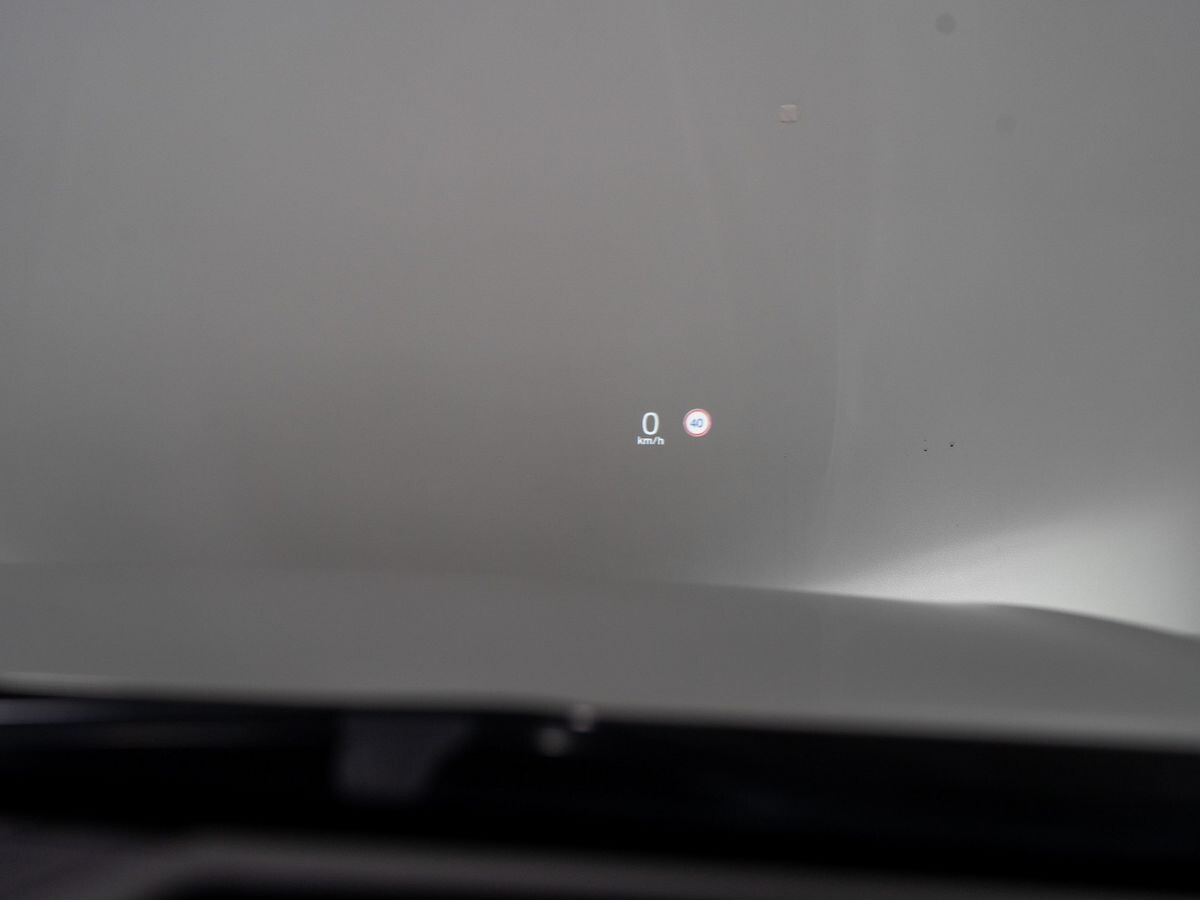 Volvo V90 2021 - фото автомобиля