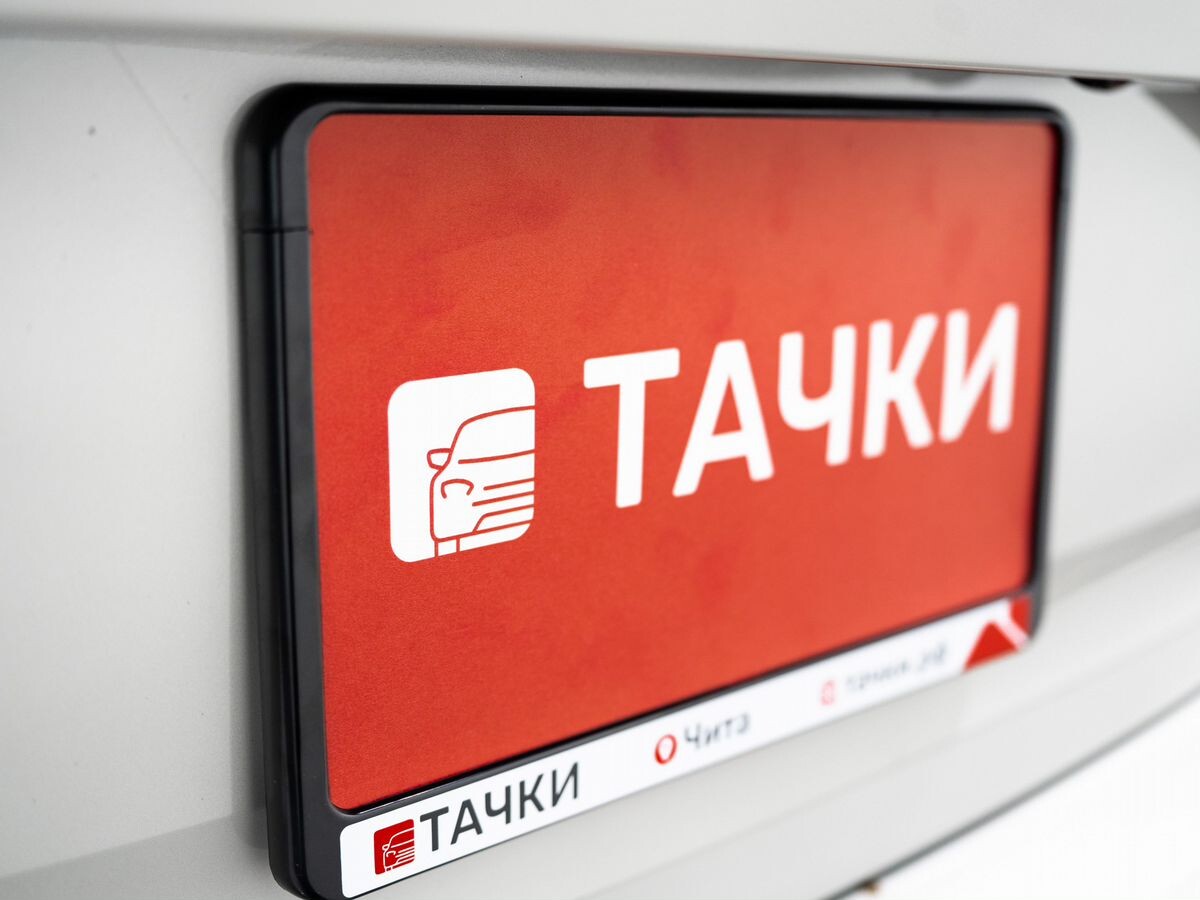 Volvo V90 2021 - фото автомобиля