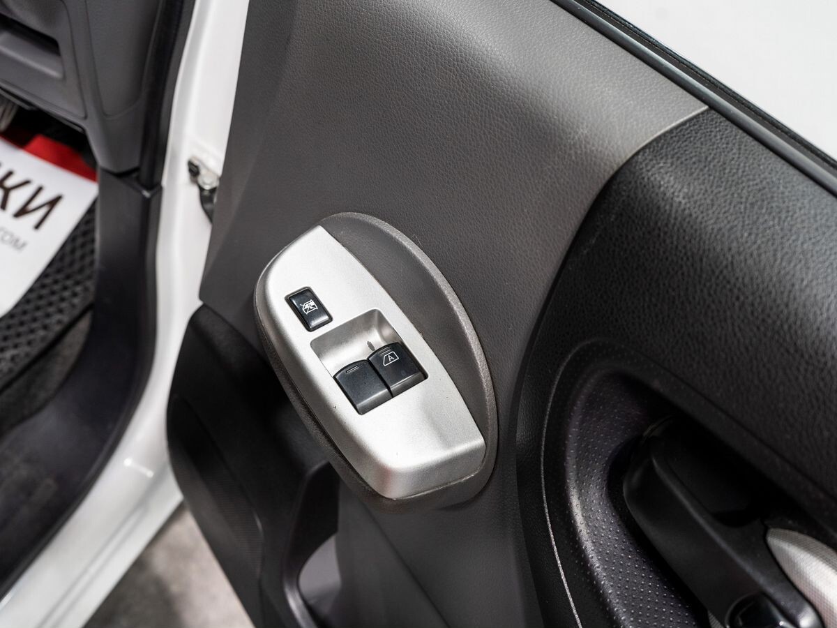 Nissan NV200 2018 - фото автомобиля