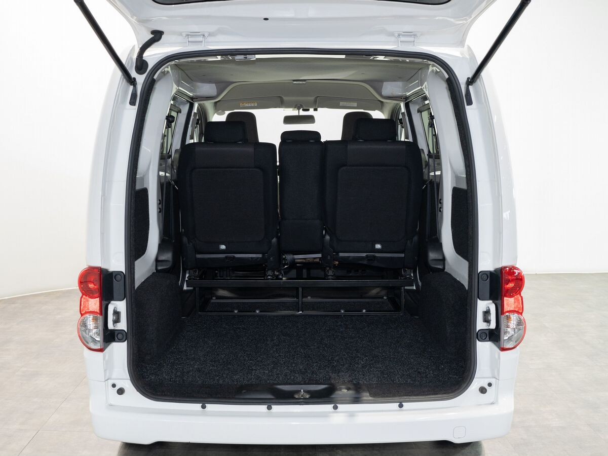 Nissan NV200 2018 - фото автомобиля