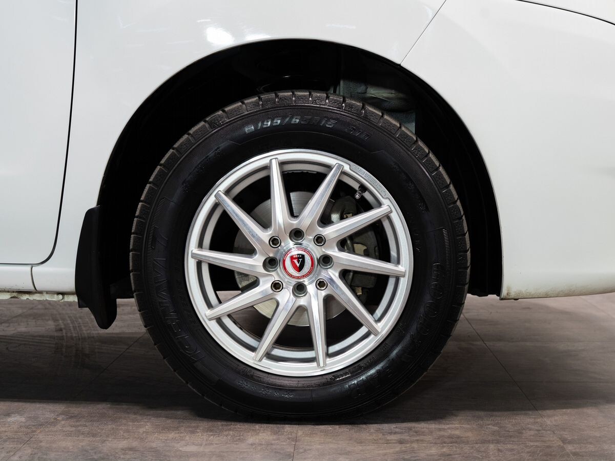 Nissan NV200 2018 - фото автомобиля