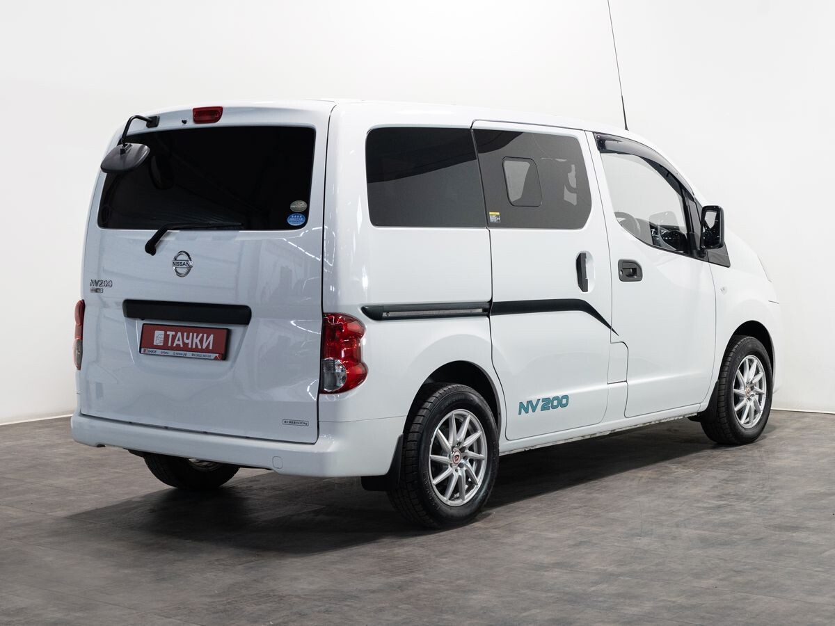 Nissan NV200 2018 - фото автомобиля