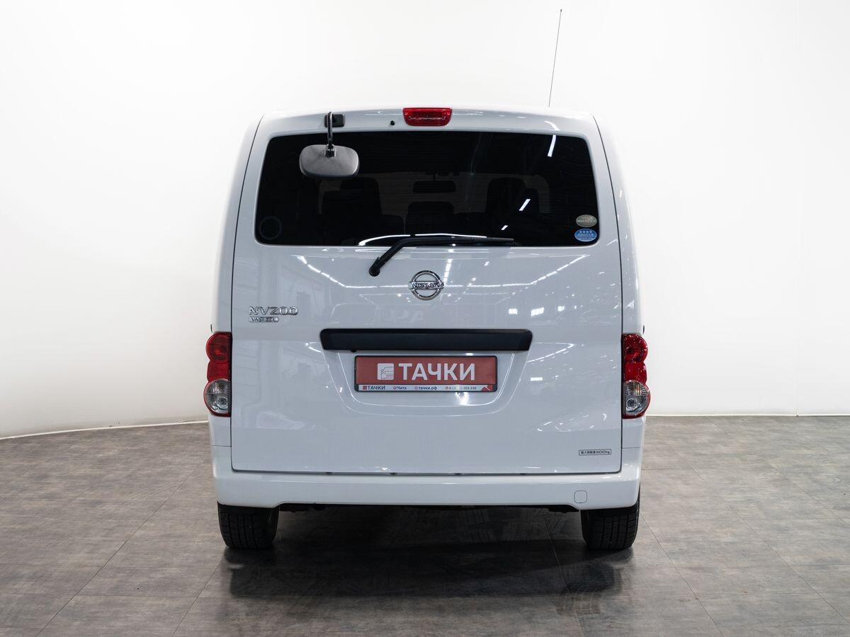 Nissan NV200 2018 - фото автомобиля