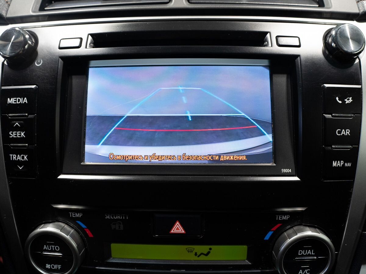 Toyota Camry 2014 - фото автомобиля