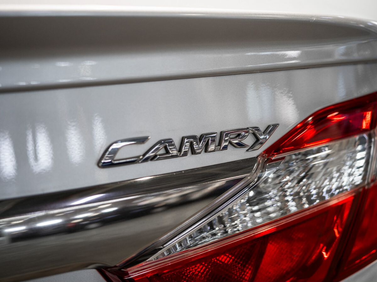 Toyota Camry 2014 - фото автомобиля