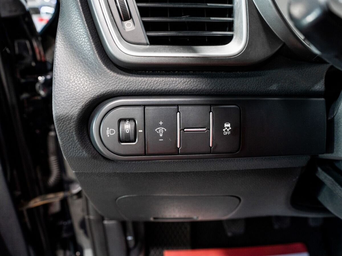 Kia Ceed 2019 - фото автомобиля