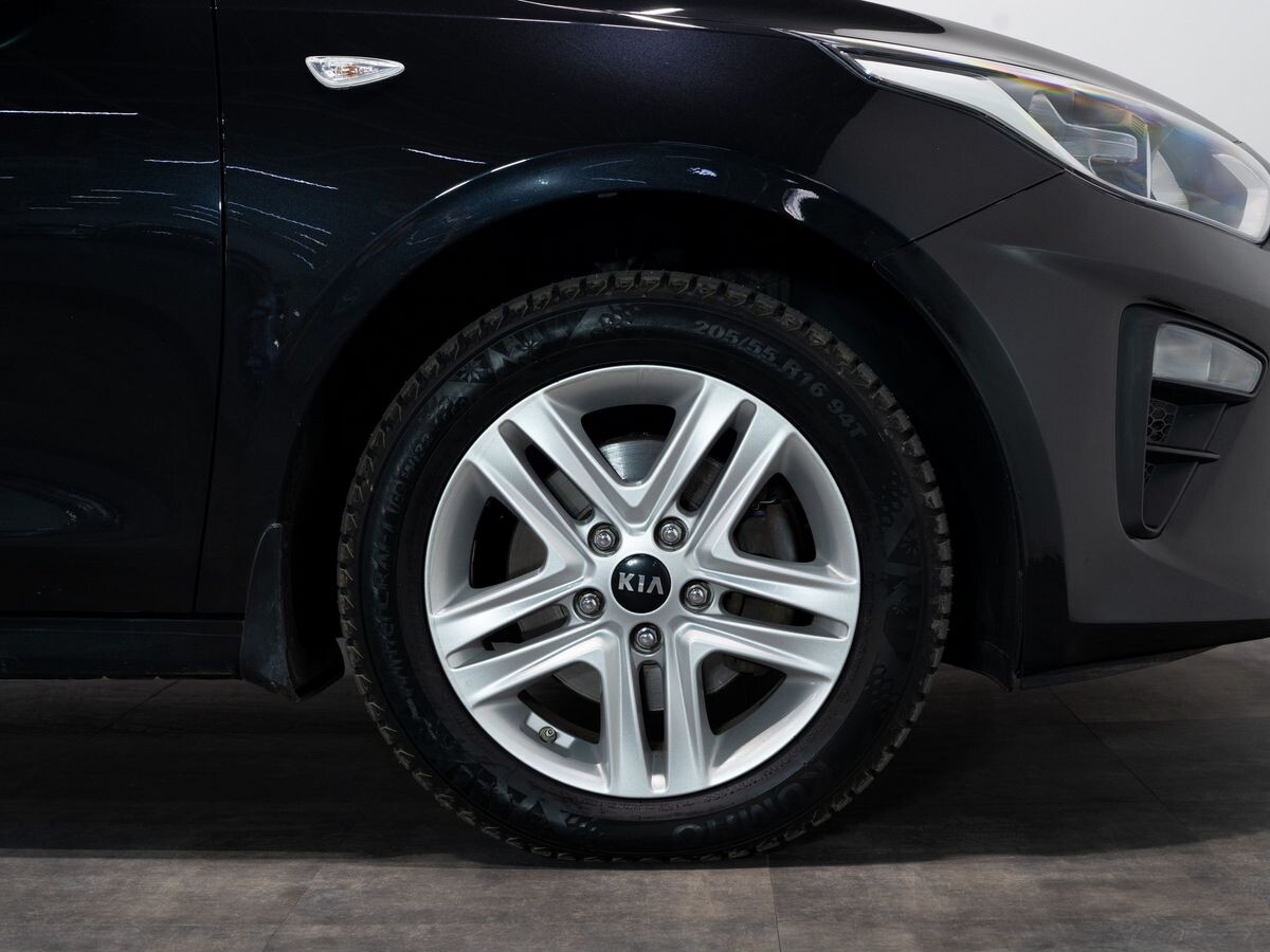 Kia Ceed 2019 - фото автомобиля