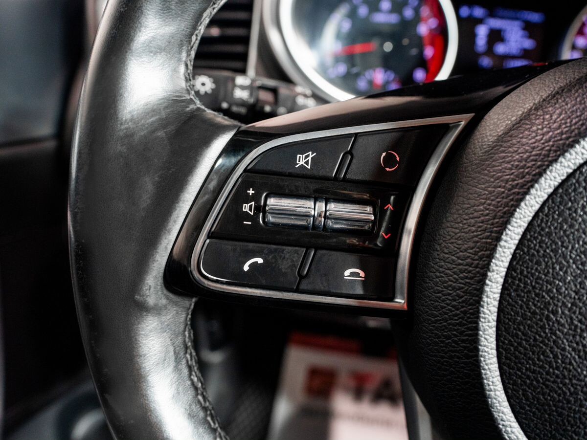 Kia Ceed 2019 - фото автомобиля