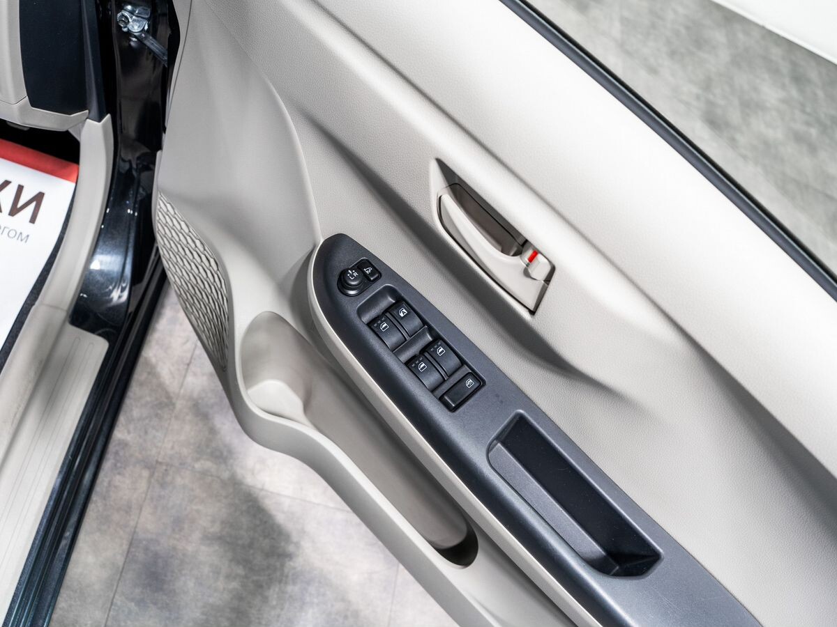 Toyota Passo 2018 - фото автомобиля