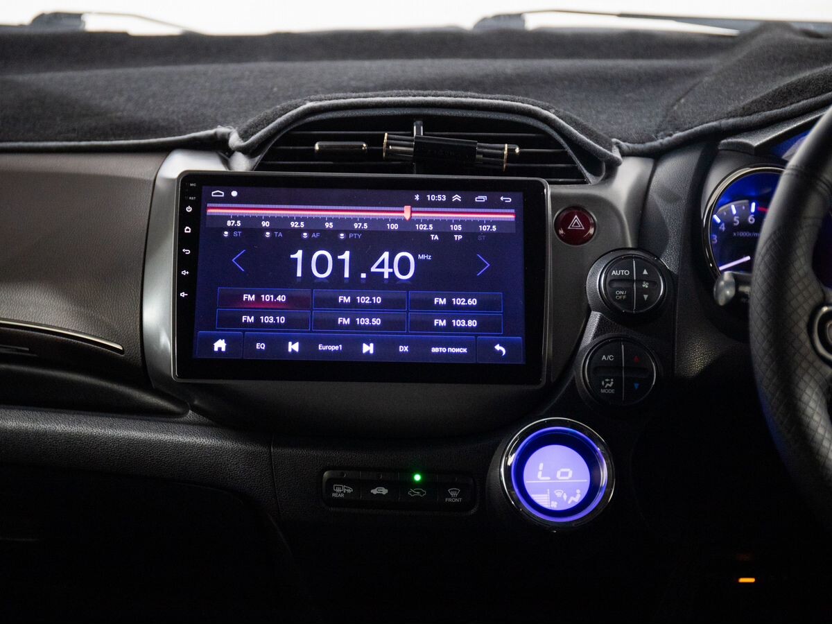 Honda Fit Shuttle 2012 - фото автомобиля