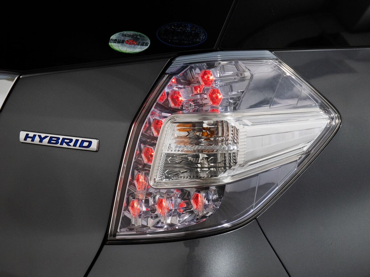 Honda Fit Shuttle 2012 - фото автомобиля