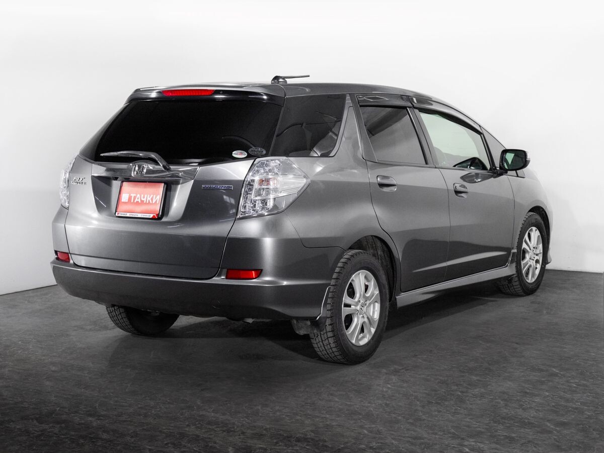 Honda Fit Shuttle 2012 - фото автомобиля