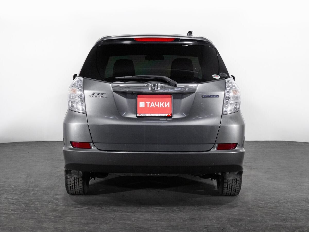 Honda Fit Shuttle 2012 - фото автомобиля