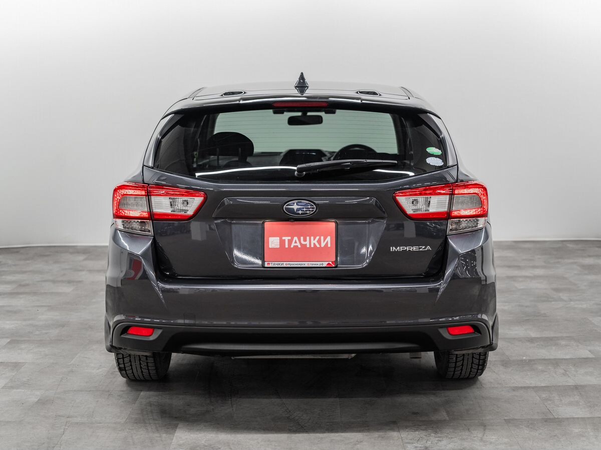 Subaru Impreza 2017 - фото автомобиля