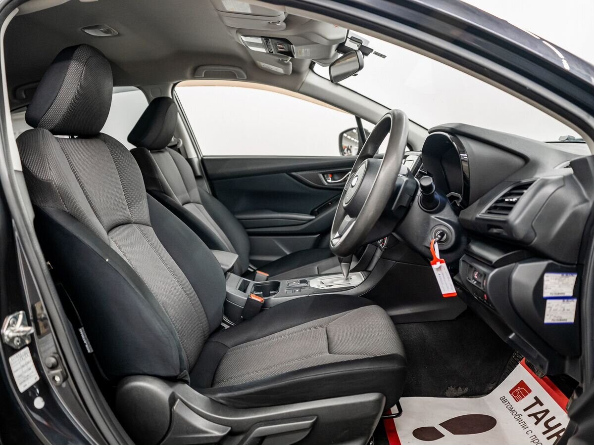 Subaru Impreza 2017 - фото автомобиля