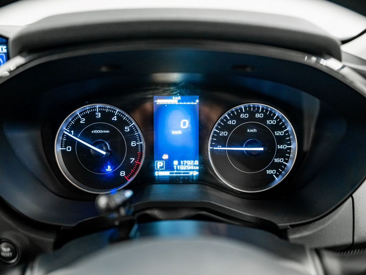 Subaru Impreza 2017 - фото автомобиля