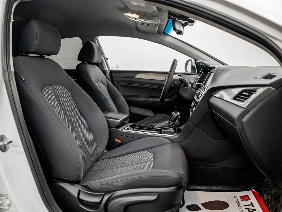 Hyundai Sonata 2018 - фото автомобиля