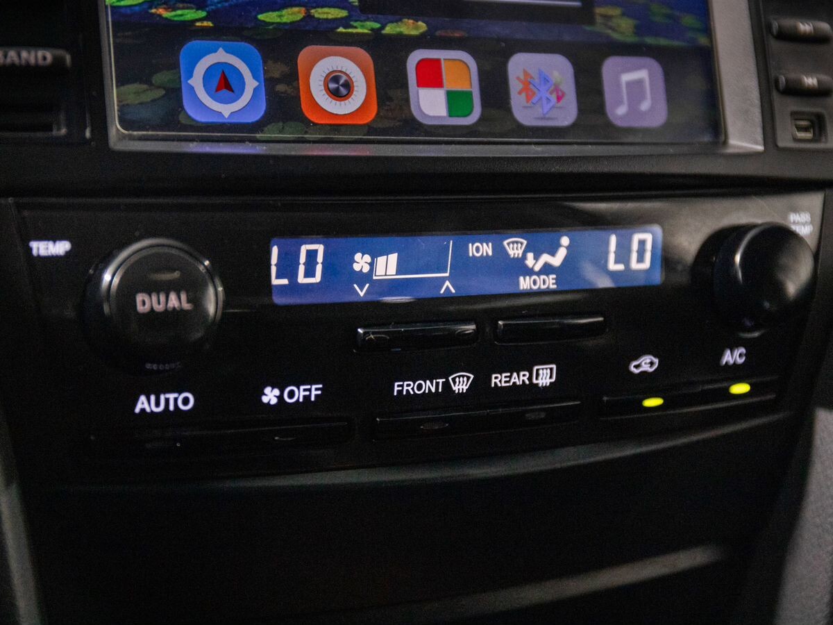 Toyota Camry 2008 - фото автомобиля