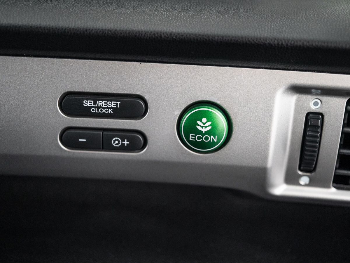 Honda Freed 2011 - фото автомобиля