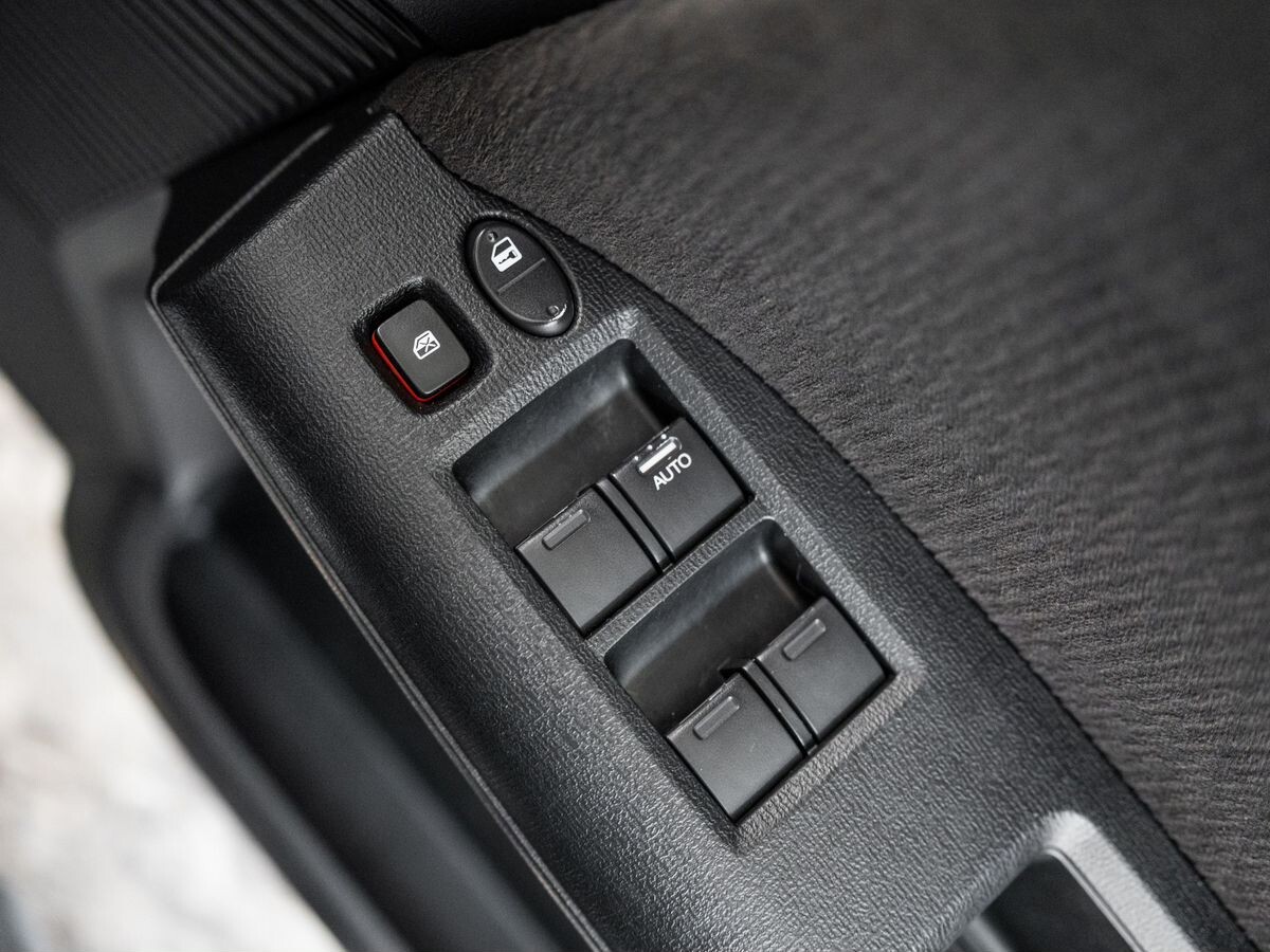 Honda Freed 2011 - фото автомобиля