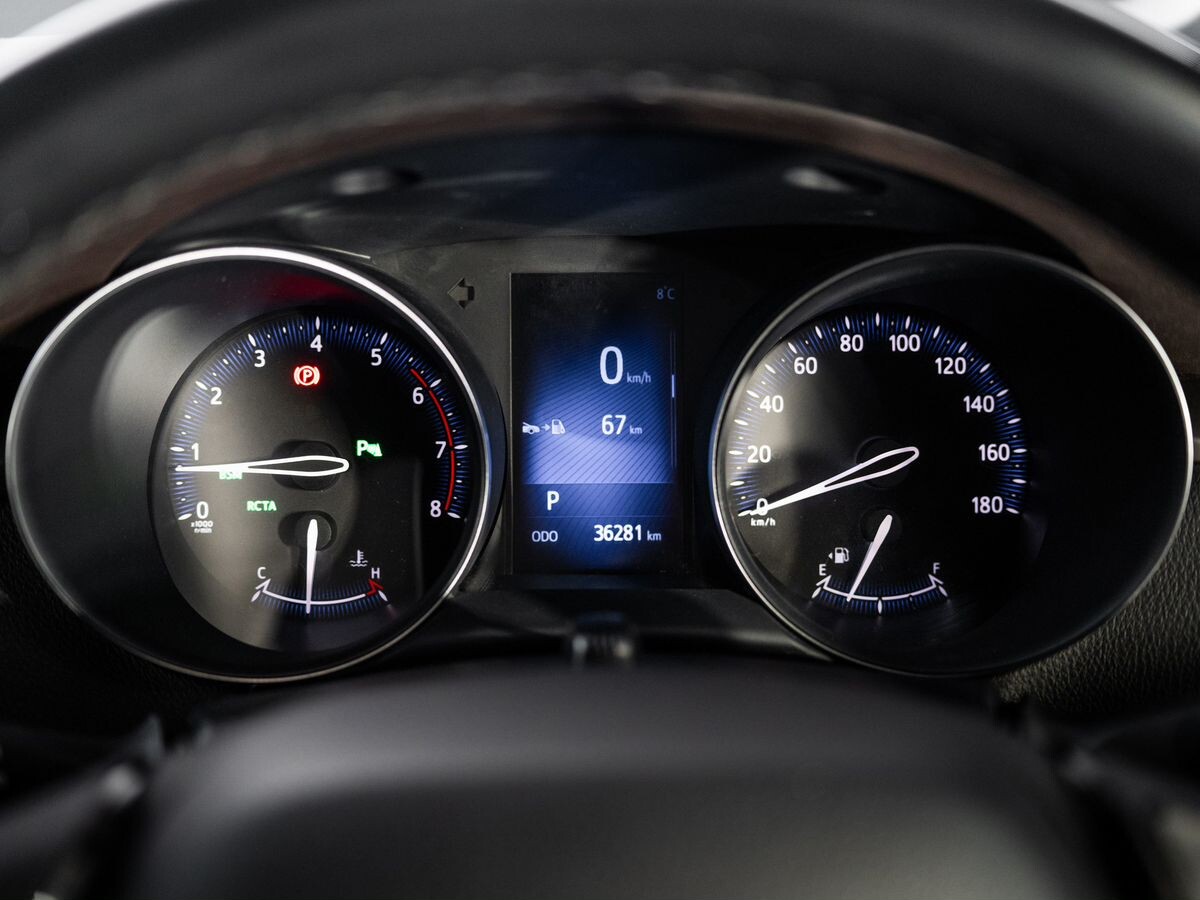 Toyota C-HR 2018 - фото автомобиля