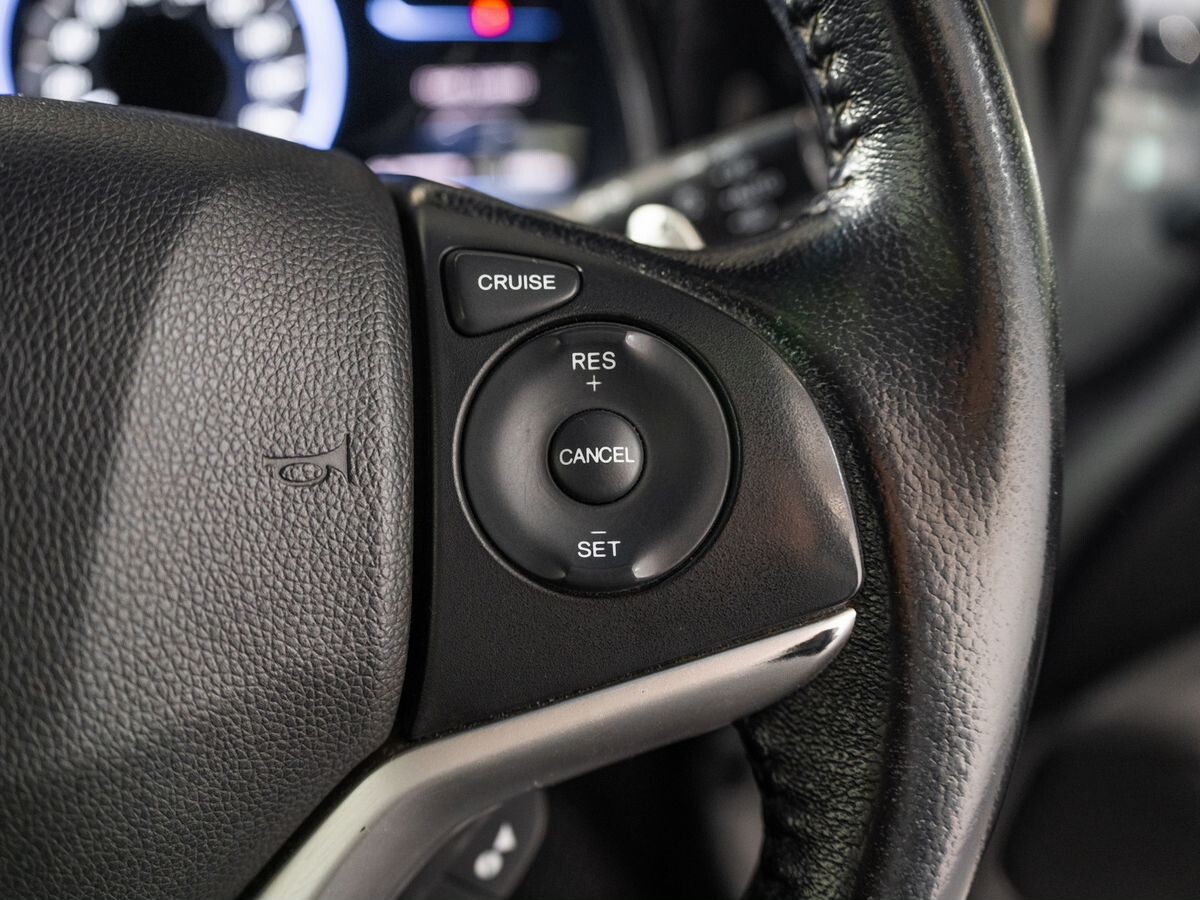 Honda Shuttle 2015 - фото автомобиля