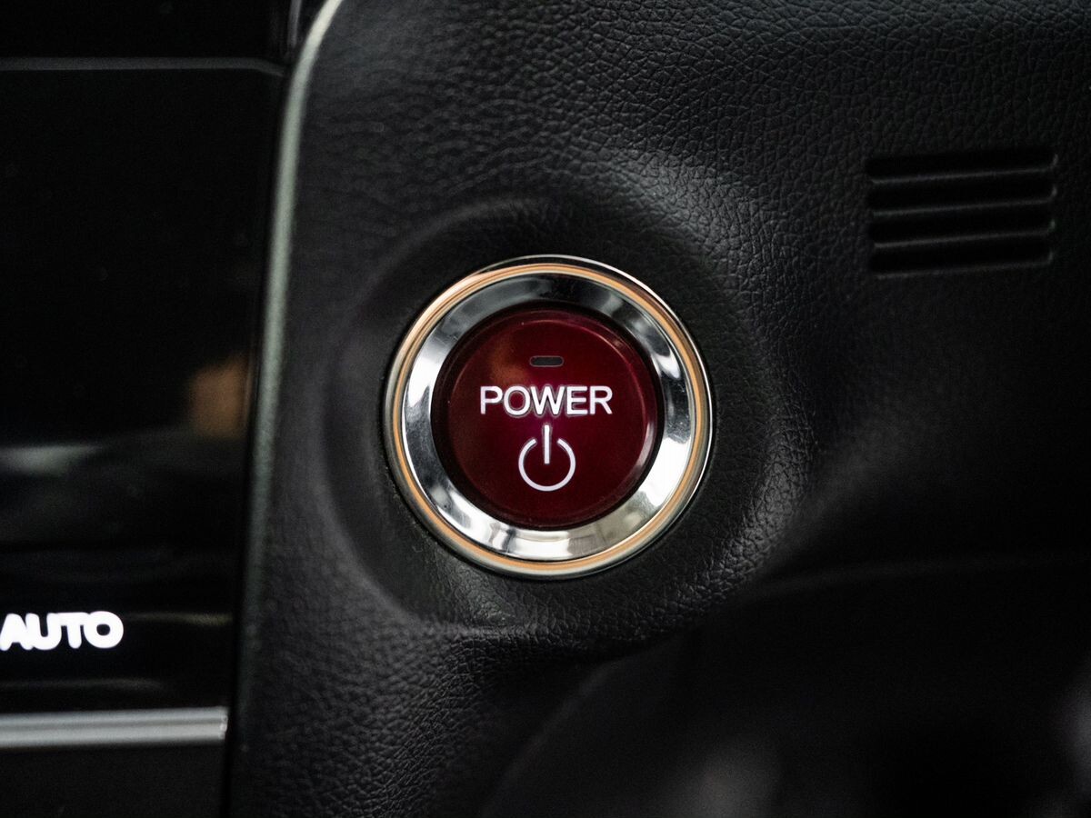 Honda Shuttle 2015 - фото автомобиля