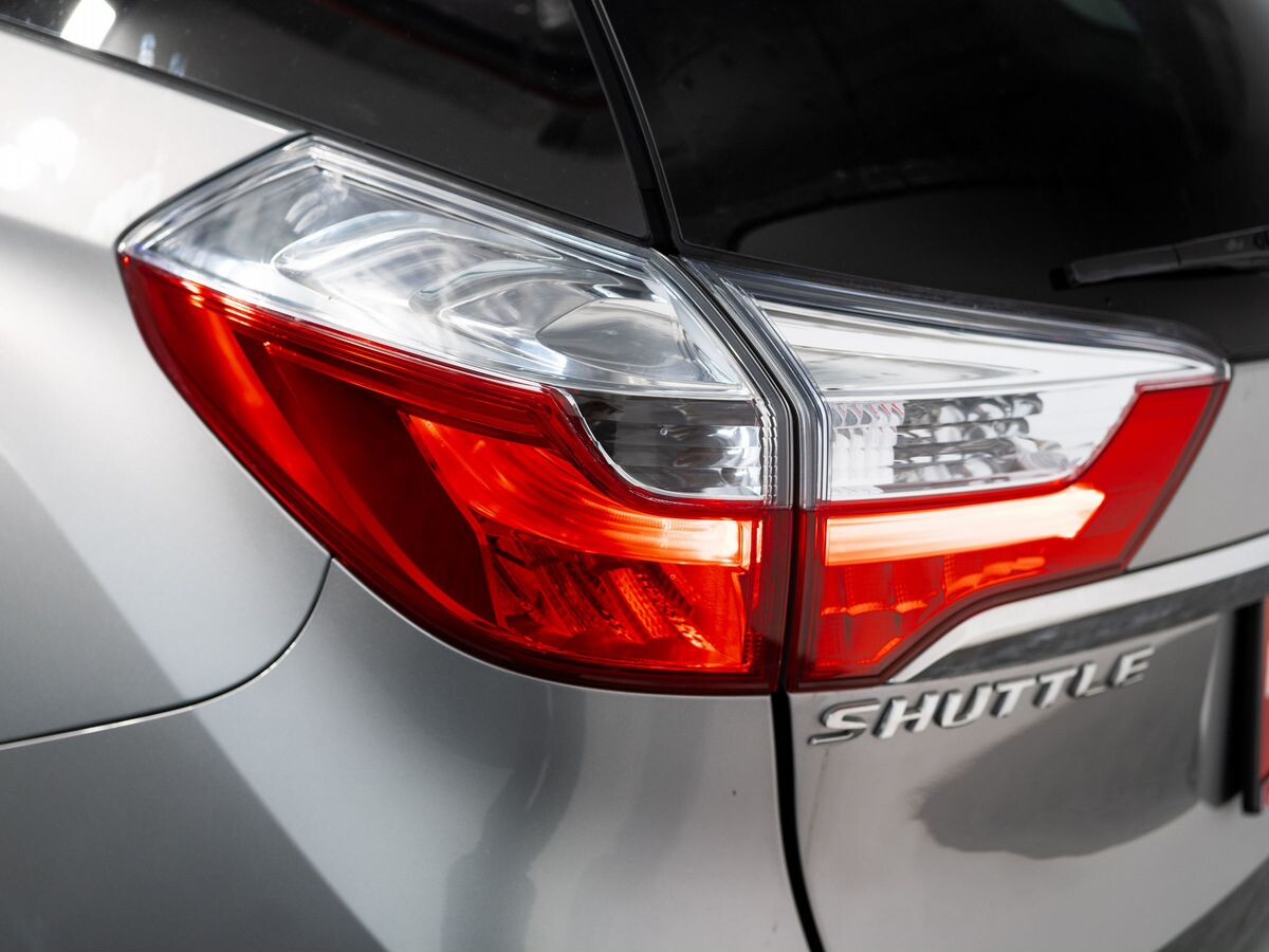 Honda Shuttle 2015 - фото автомобиля