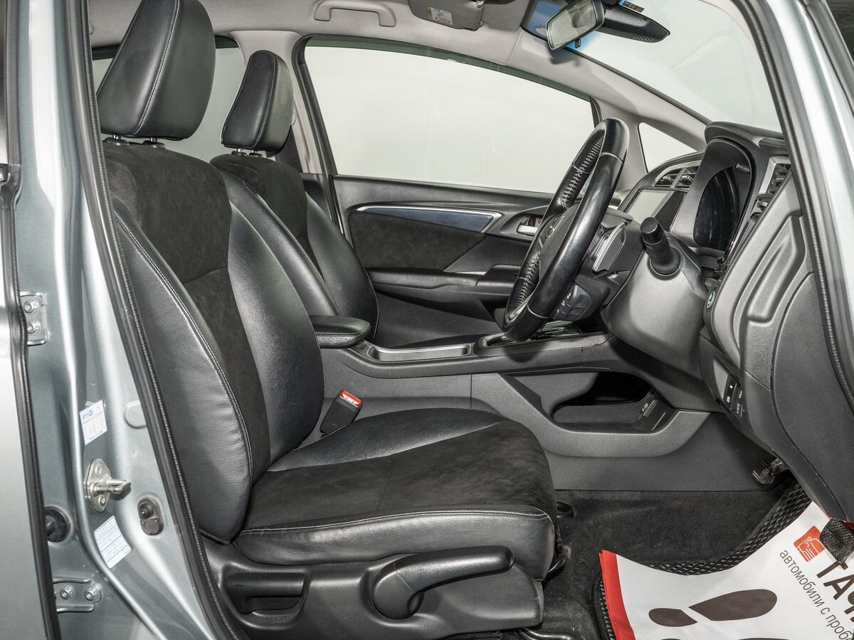 Honda Shuttle 2015 - фото автомобиля