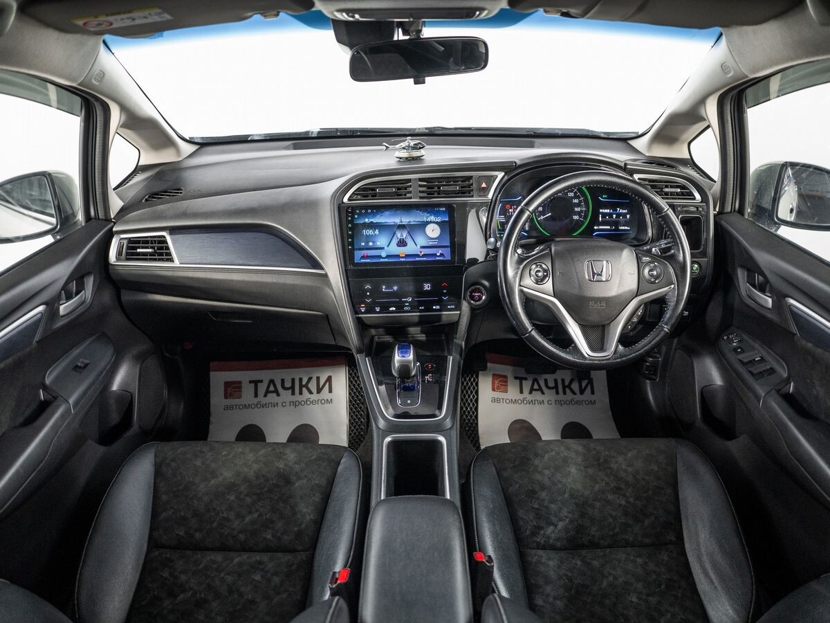 Honda Shuttle 2015 - фото автомобиля