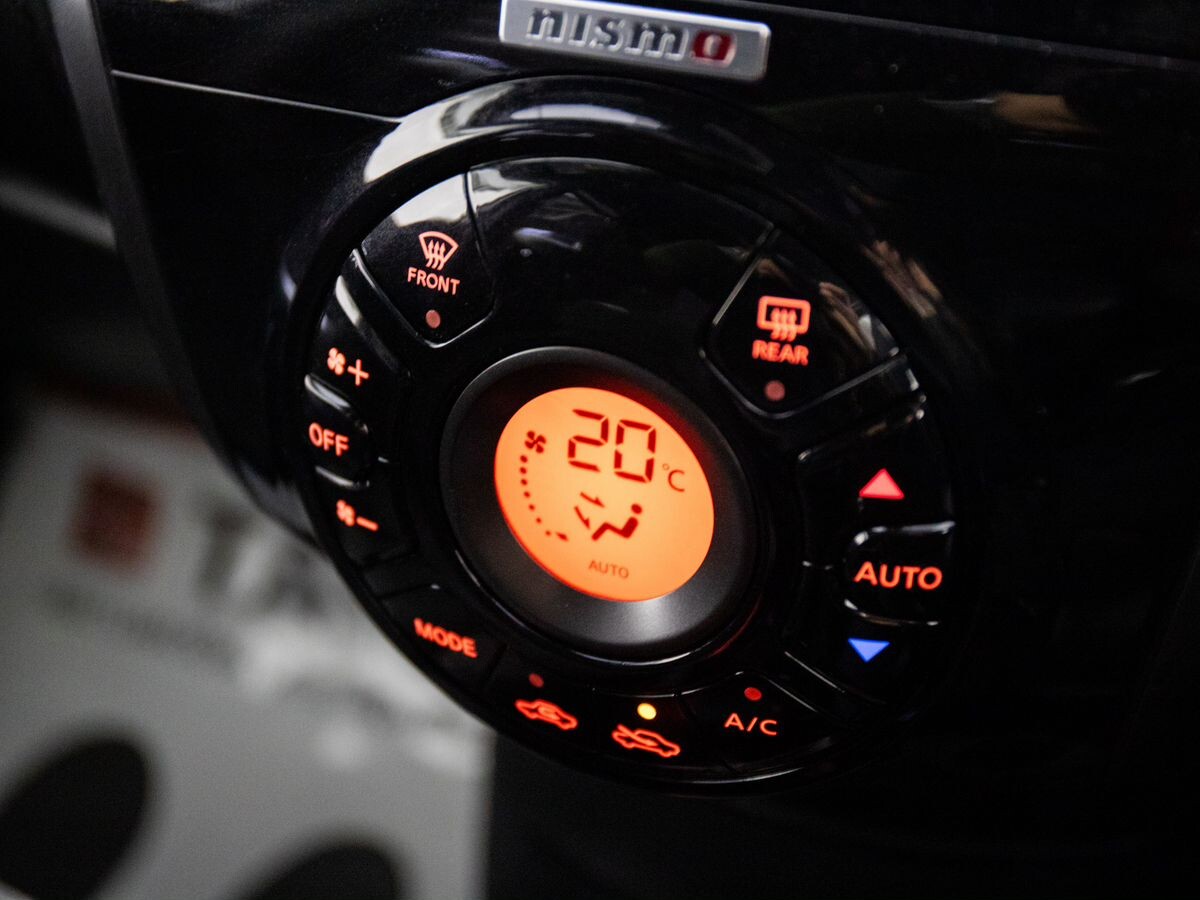 Nissan Note 2017 - фото автомобиля