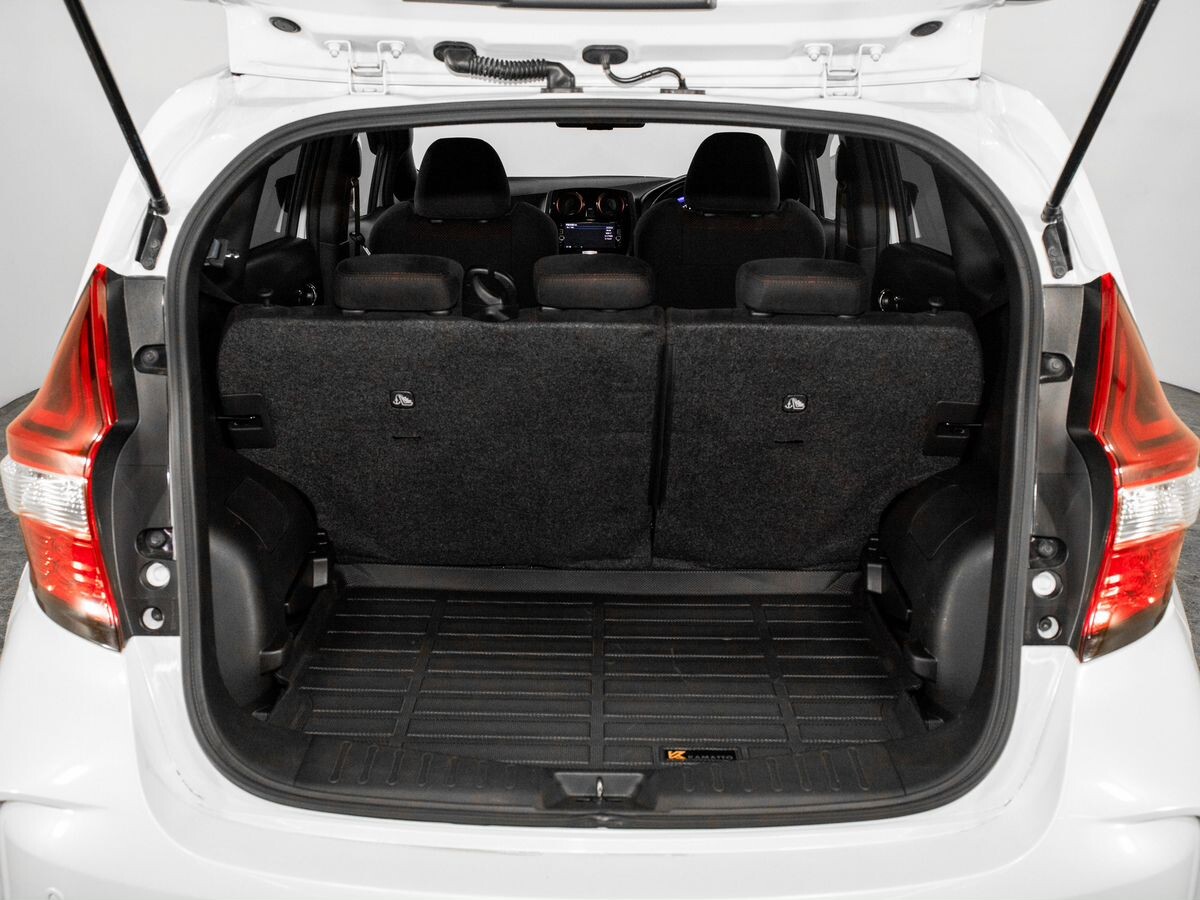 Nissan Note 2017 - фото автомобиля