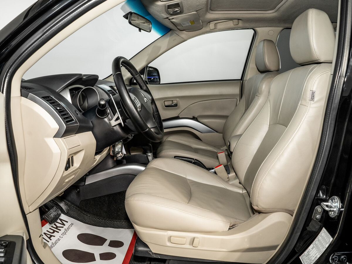 Mitsubishi Outlander 2008 - фото автомобиля