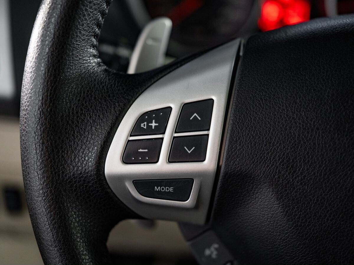 Mitsubishi Outlander 2008 - фото автомобиля