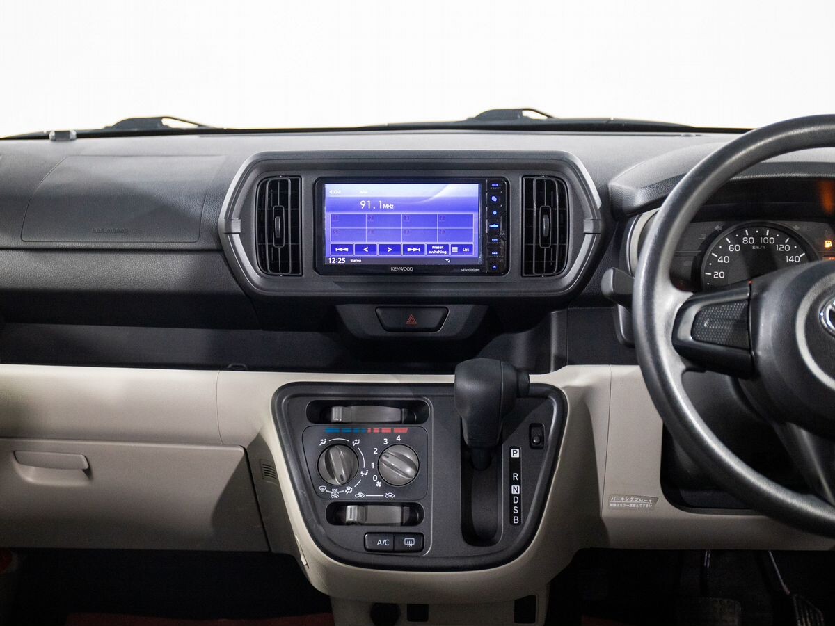 Toyota Passo 2017 - фото автомобиля