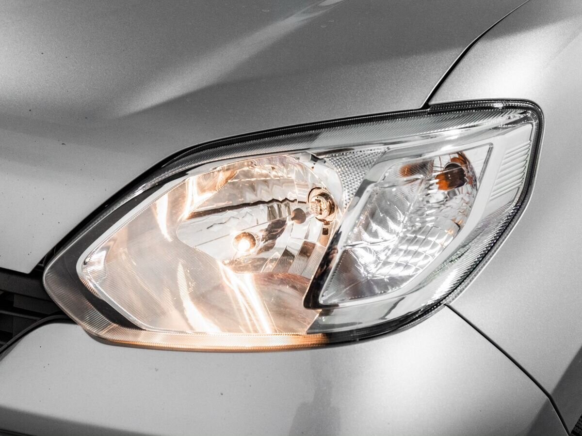 Toyota Passo 2017 - фото автомобиля