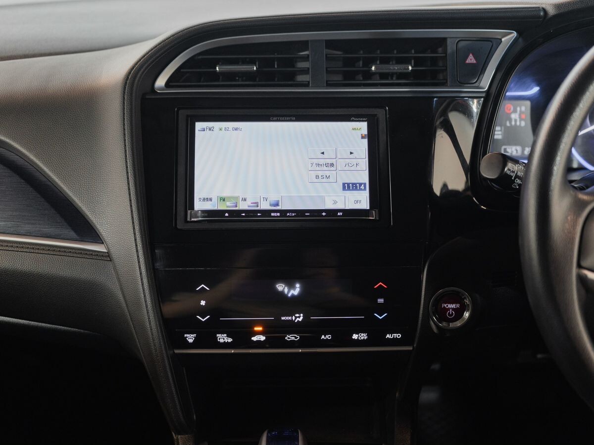 Honda Shuttle 2015 - фото автомобиля