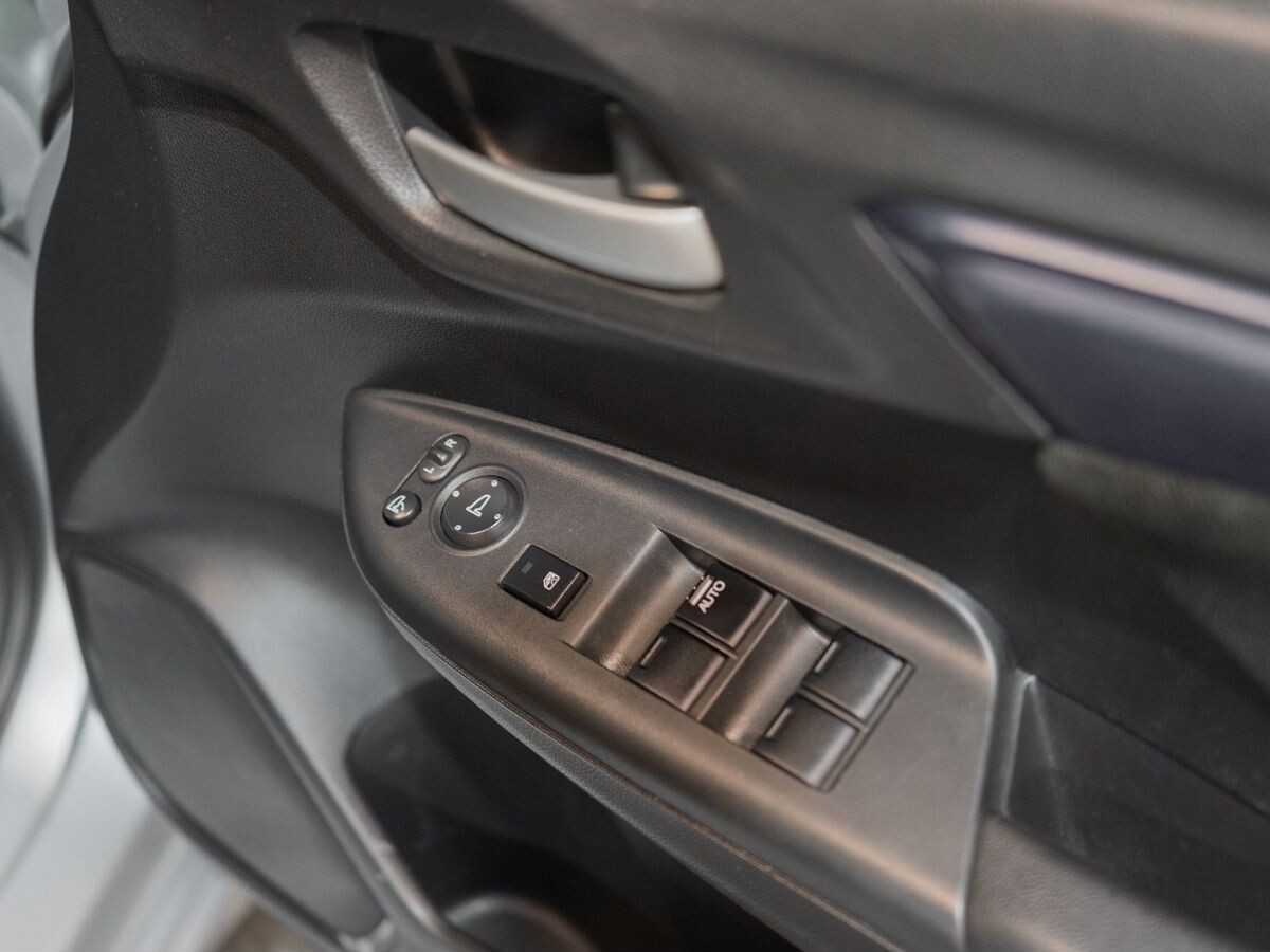 Honda Shuttle 2015 - фото автомобиля