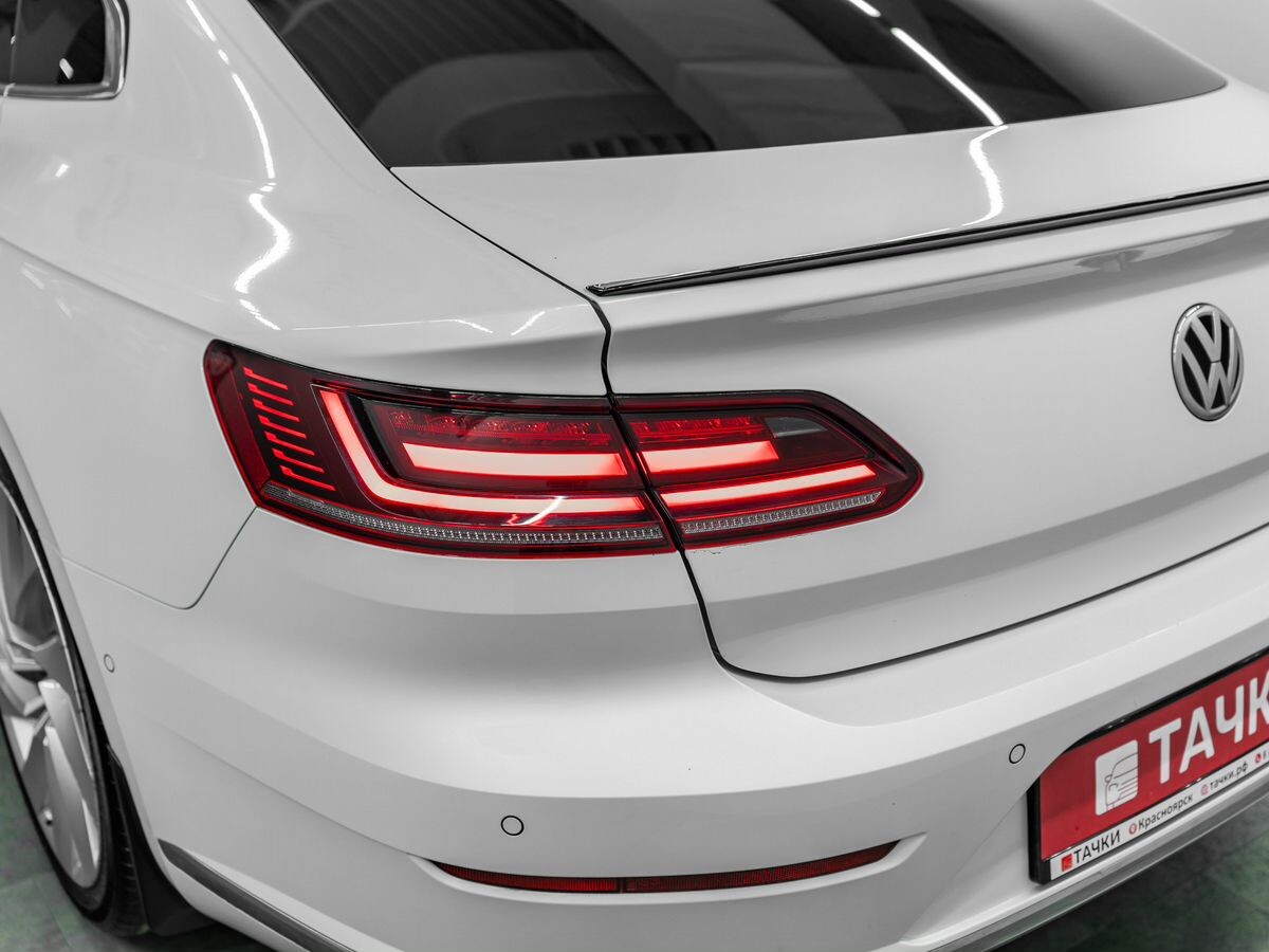 Volkswagen Arteon 2018 - фото автомобиля