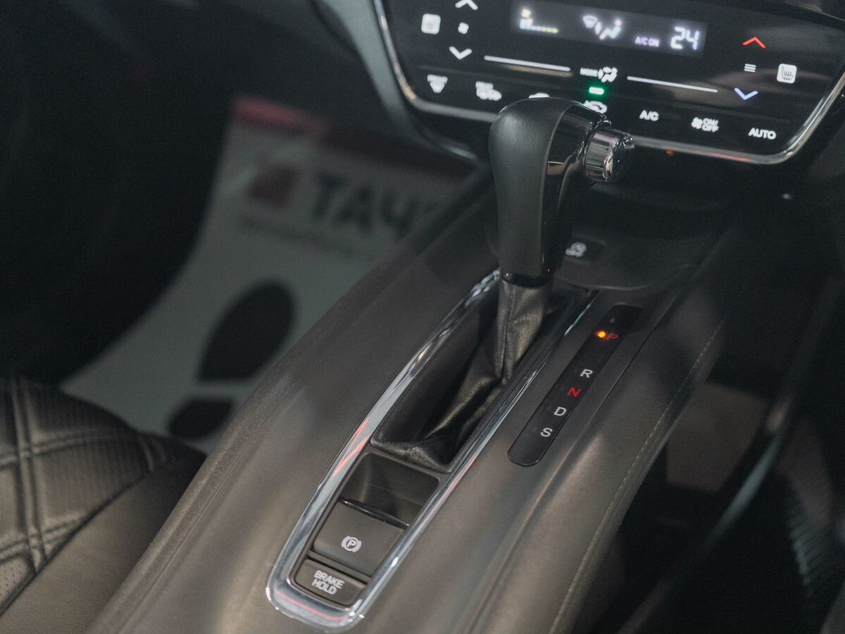 Honda Vezel 2014 - фото автомобиля