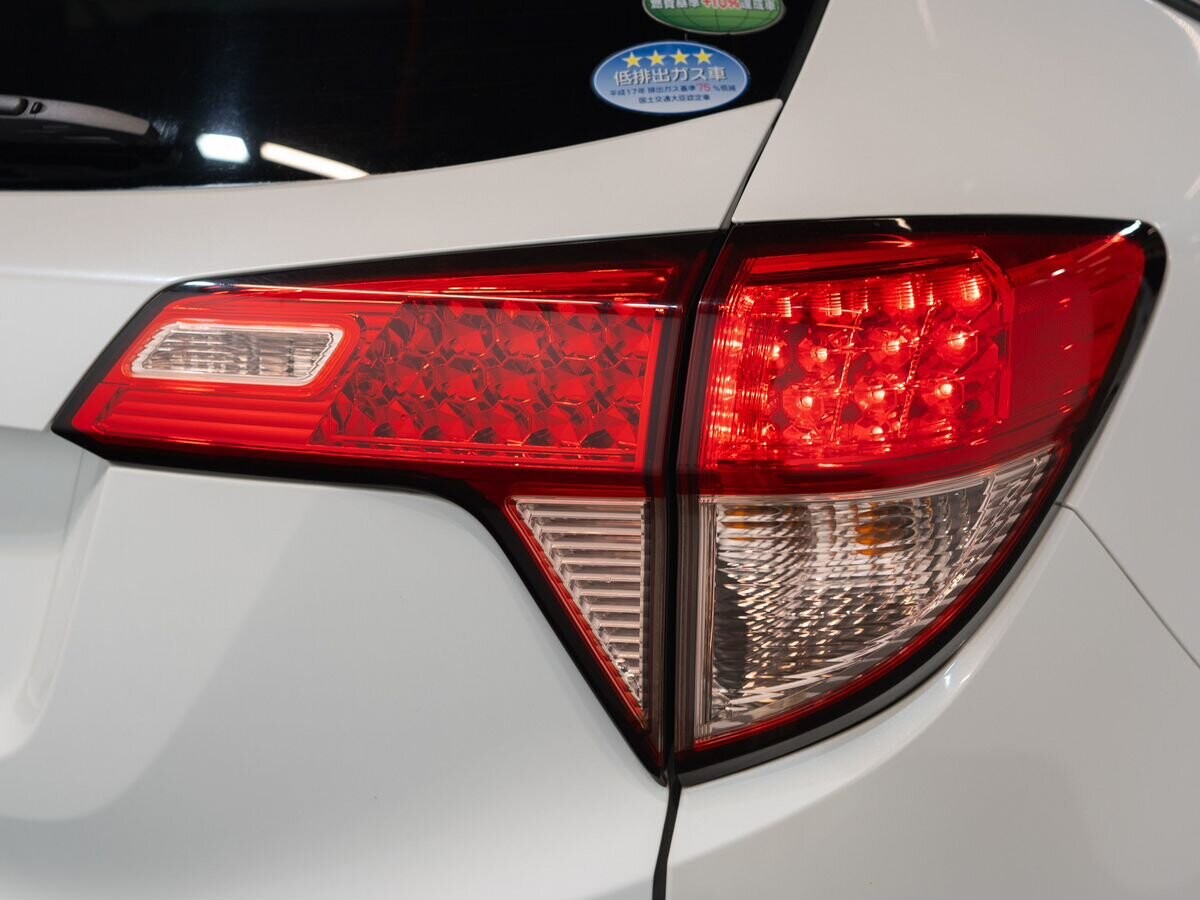 Honda Vezel 2014 - фото автомобиля