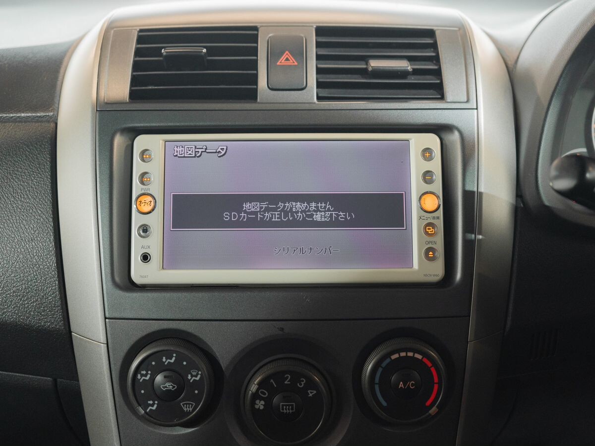 Toyota Corolla Fielder 2012 - фото автомобиля