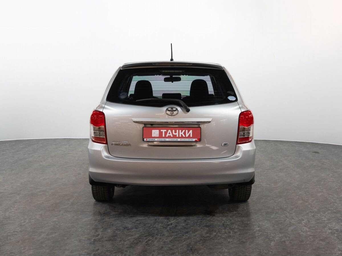 Toyota Corolla Fielder 2012 - фото автомобиля