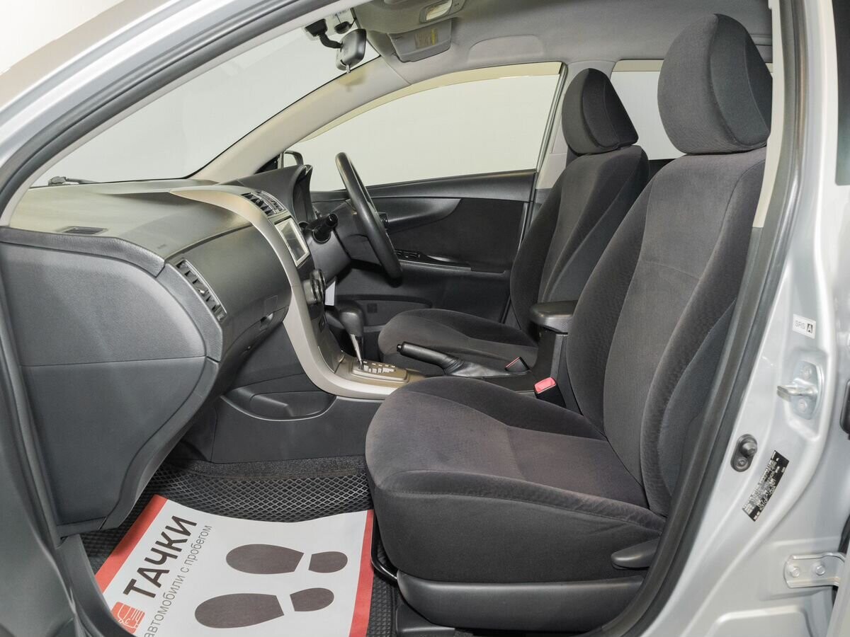 Toyota Corolla Fielder 2012 - фото автомобиля