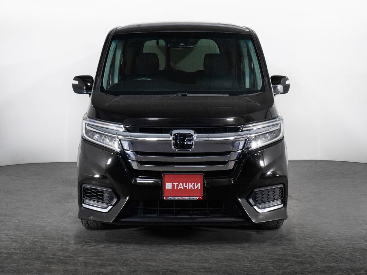 Honda Stepwgn 2020 - фото автомобиля