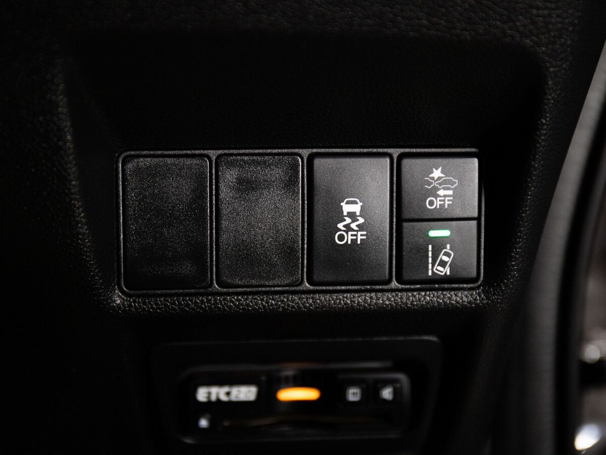 Honda Stepwgn 2020 - фото автомобиля