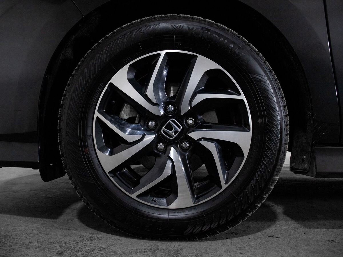 Honda Stepwgn 2020 - фото автомобиля