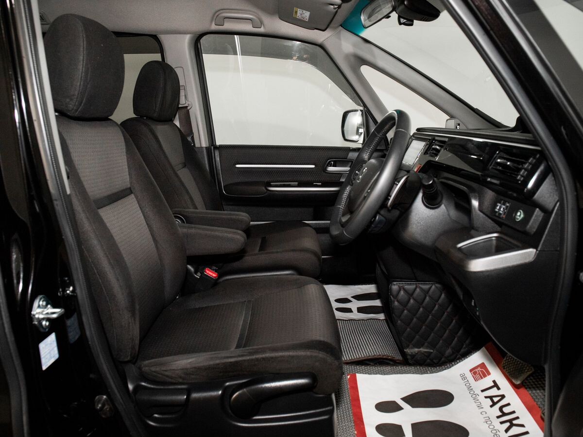 Honda Stepwgn 2020 - фото автомобиля